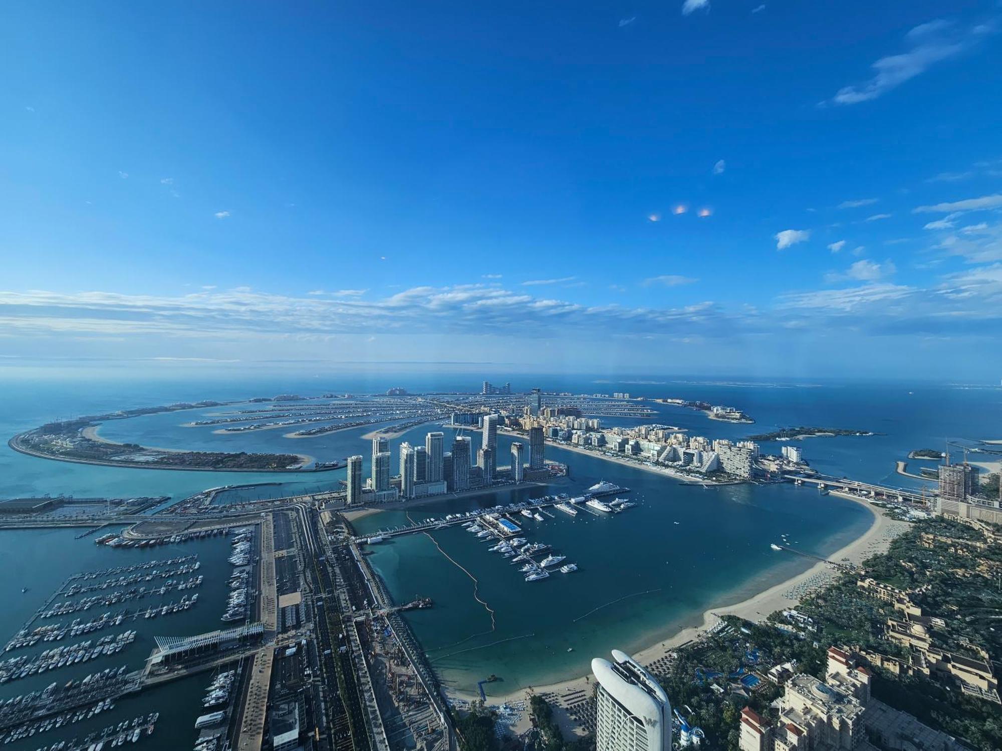 Super Host At Highest Residential Tower In The World, Private Rooms In A Shared Apartment Dubai Ngoại thất bức ảnh