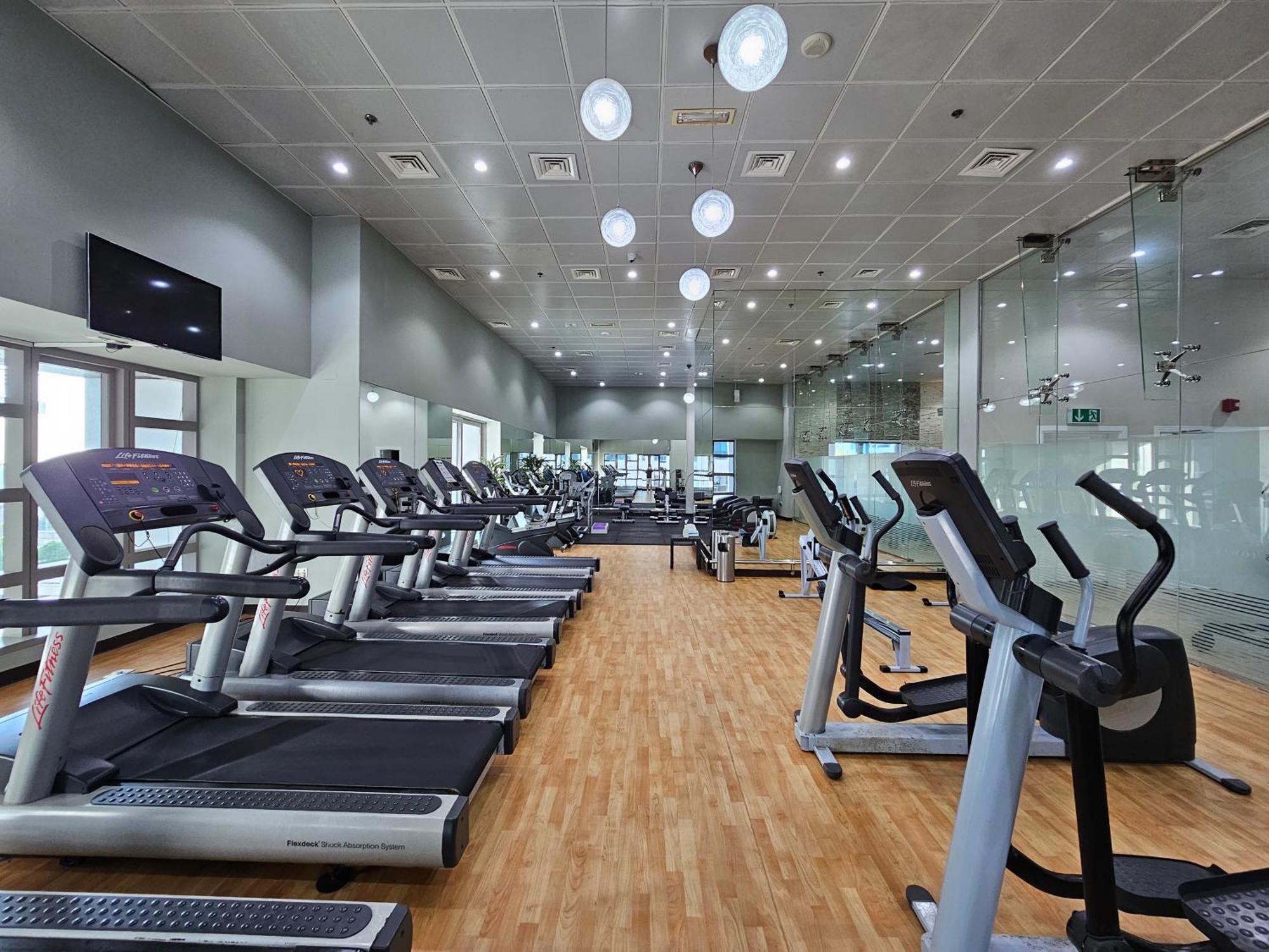 Super Host At Highest Residential Tower In The World, Private Rooms In A Shared Apartment Dubai Ngoại thất bức ảnh