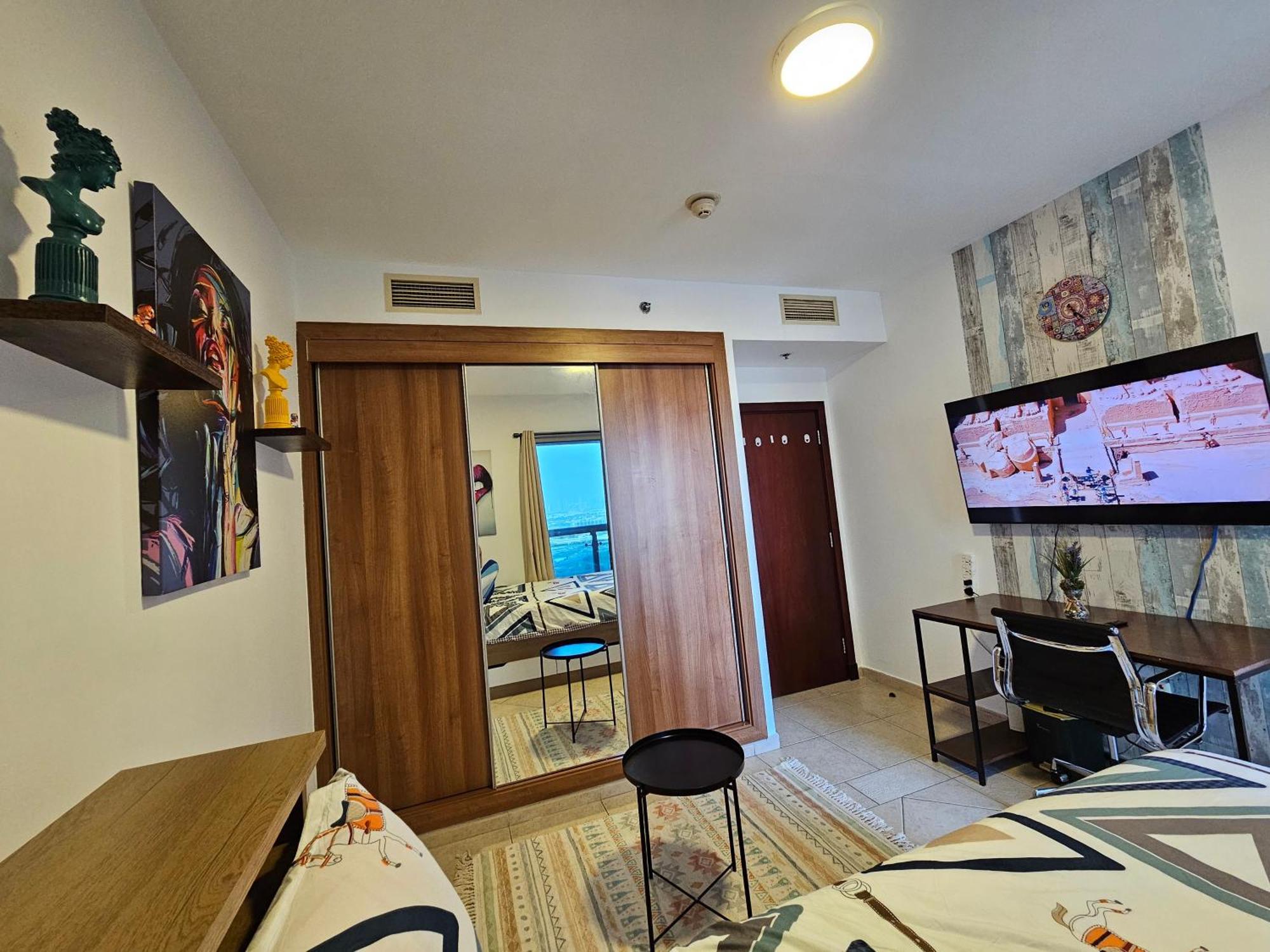 Super Host At Highest Residential Tower In The World, Private Rooms In A Shared Apartment Dubai Phòng bức ảnh